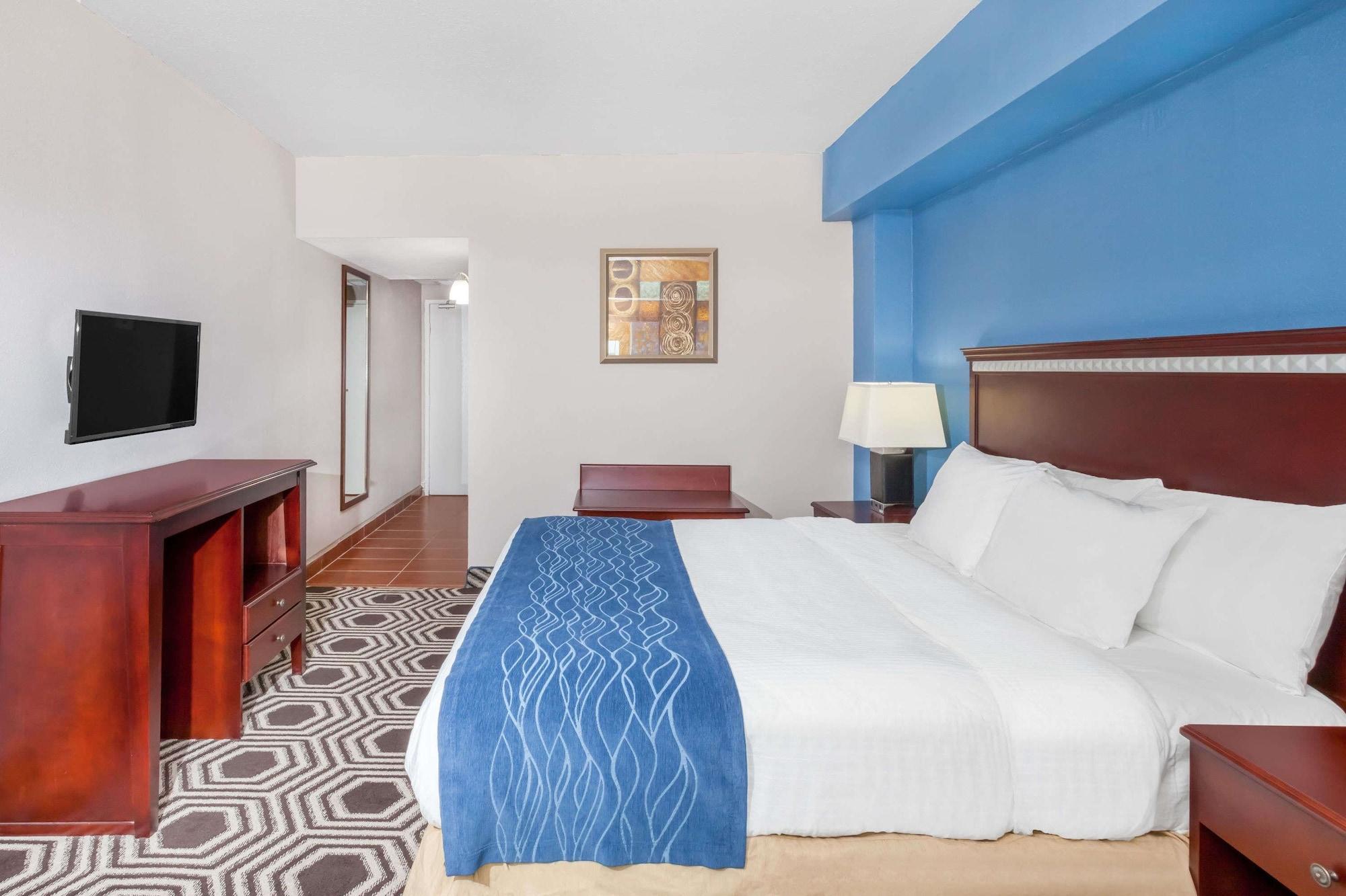 Baymont By Wyndham Delavan Near Lake Geneva Esterno foto